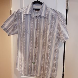 Men's 7 Diamonds short sleeve w/embroidered detail